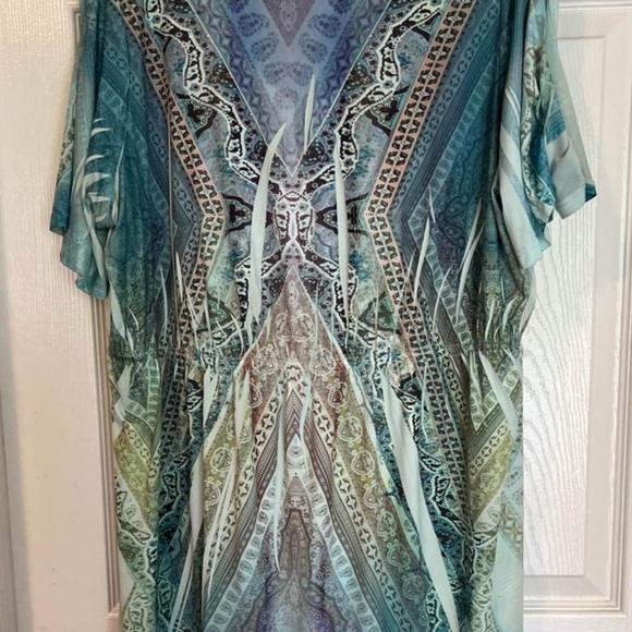 Women’s dress - Picture 6 of 8